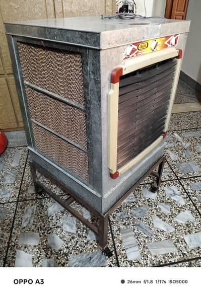 Built on order in heavy guage iron sheet