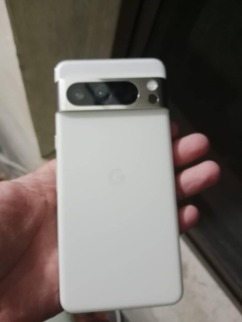 Google Pixel 8 Pro 0