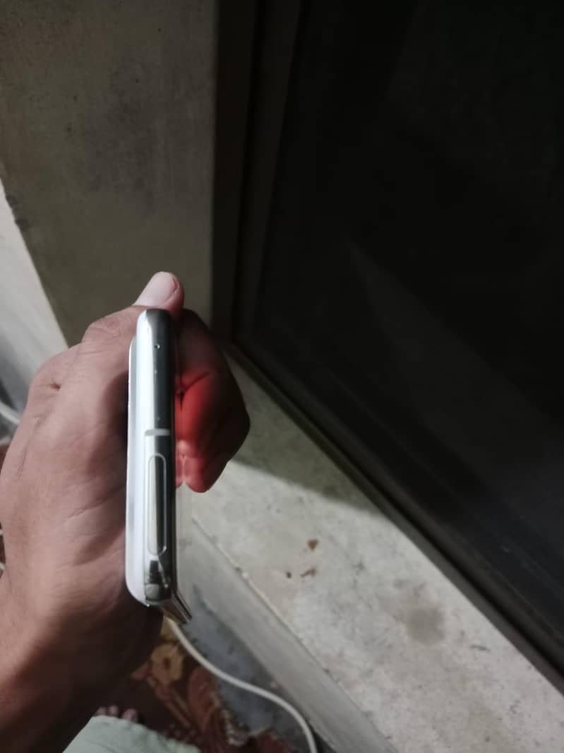 Google Pixel 8 Pro 3