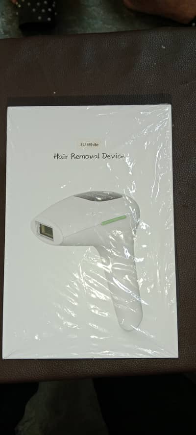 Hair removal laser device