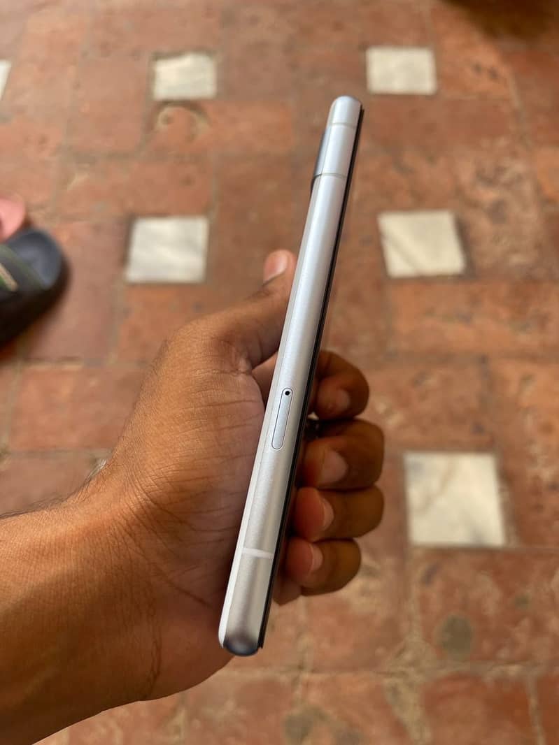 Google Pixel 7a 4
