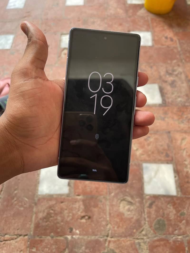 Google Pixel 7a 5
