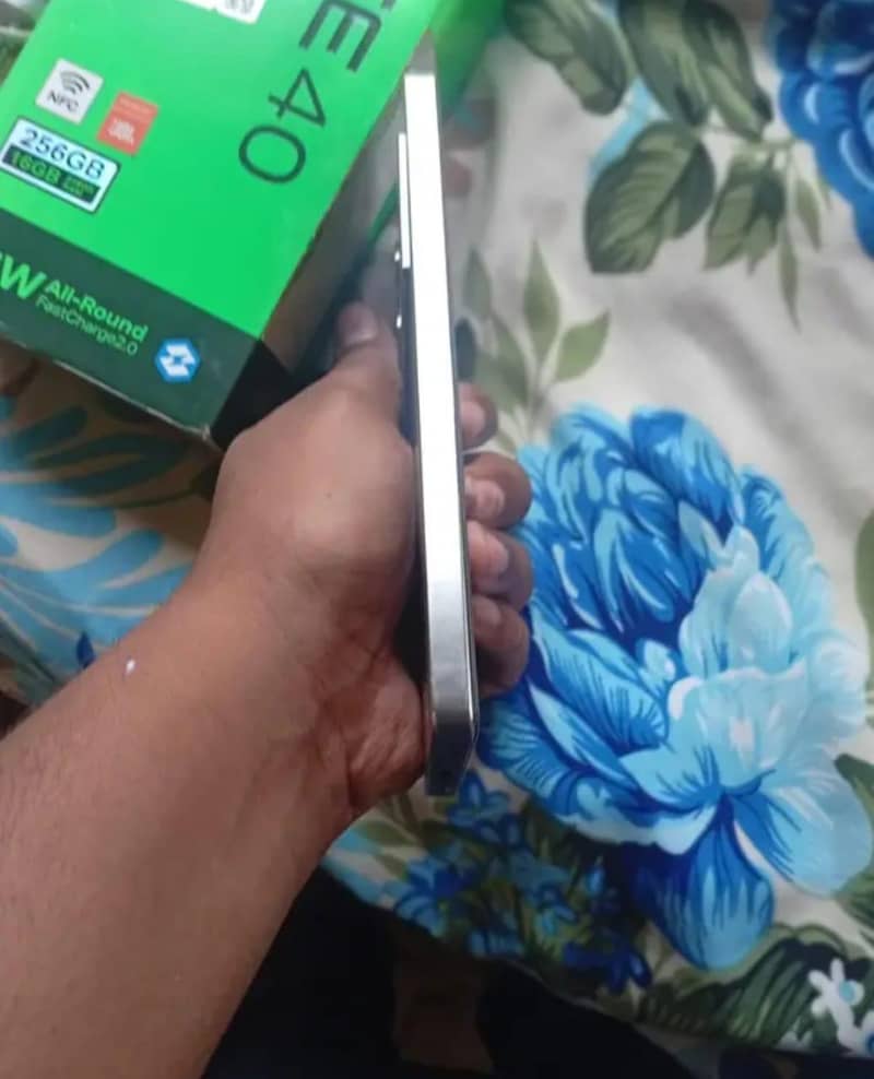 Infinix Note 40 3