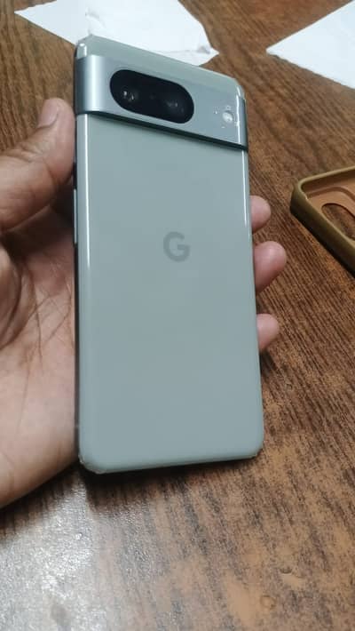 Google Pixel 8