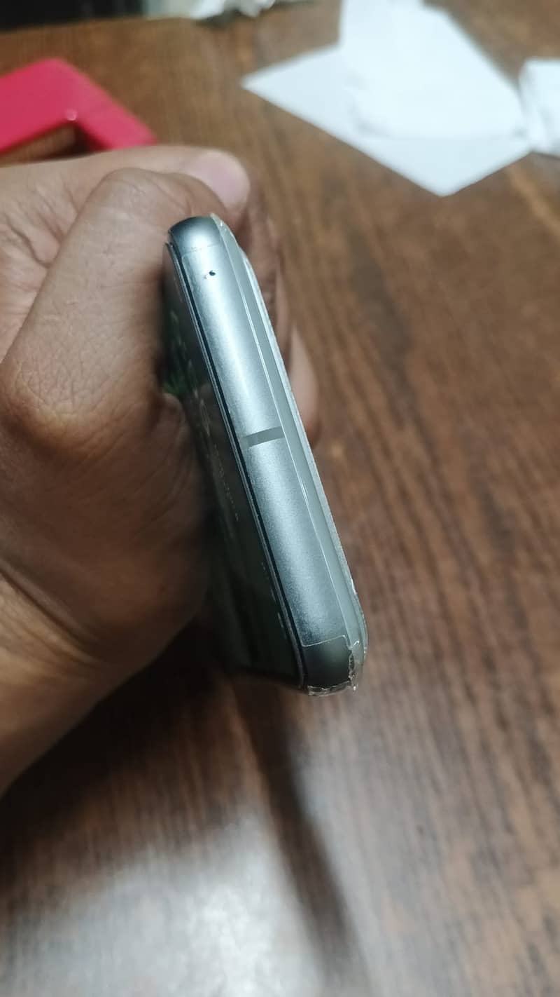 Google Pixel 8 3