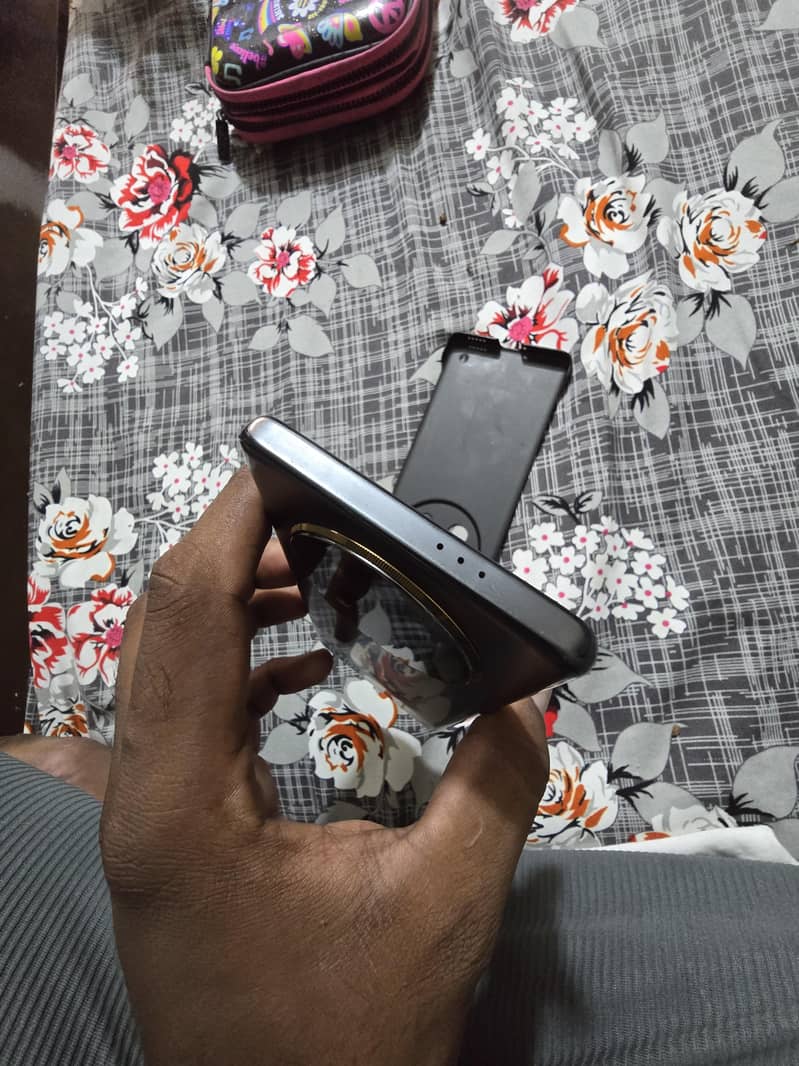 Honor Magic7 Lite 4