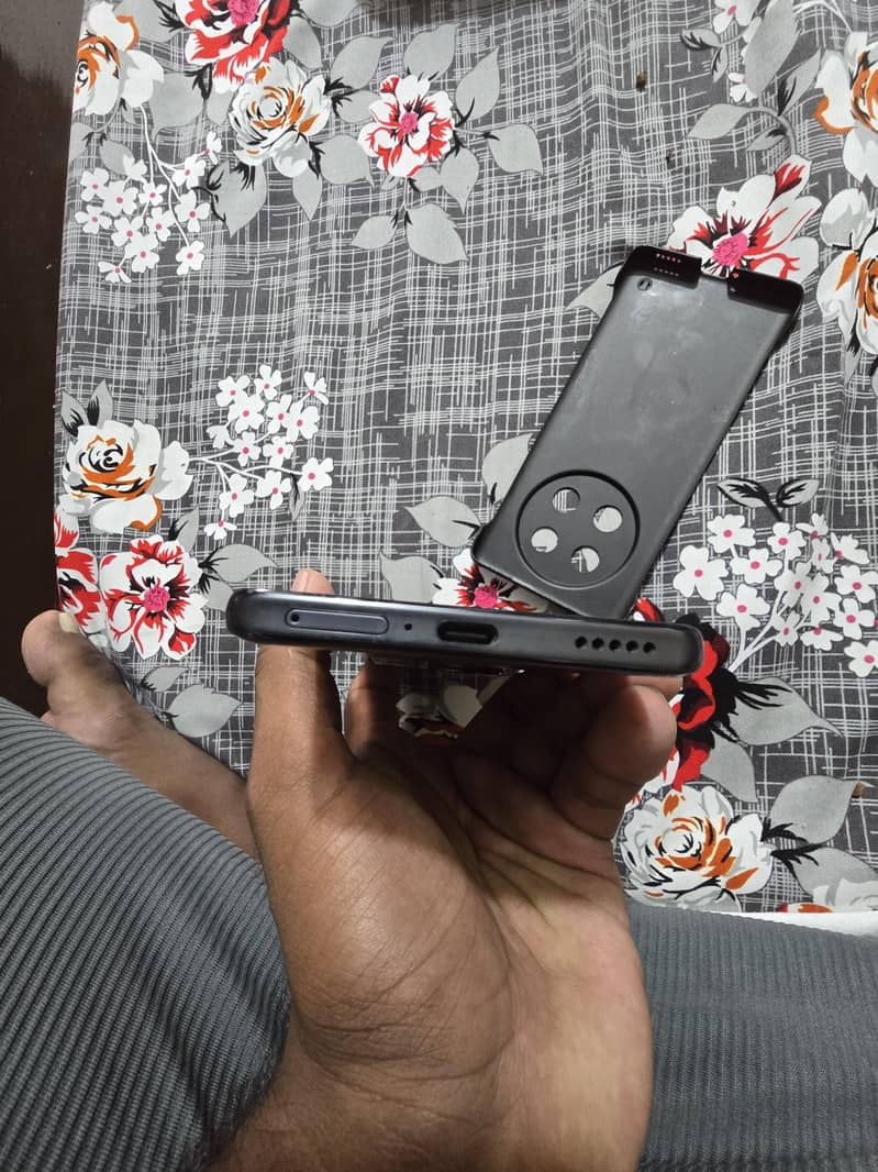 Honor Magic7 Lite 5