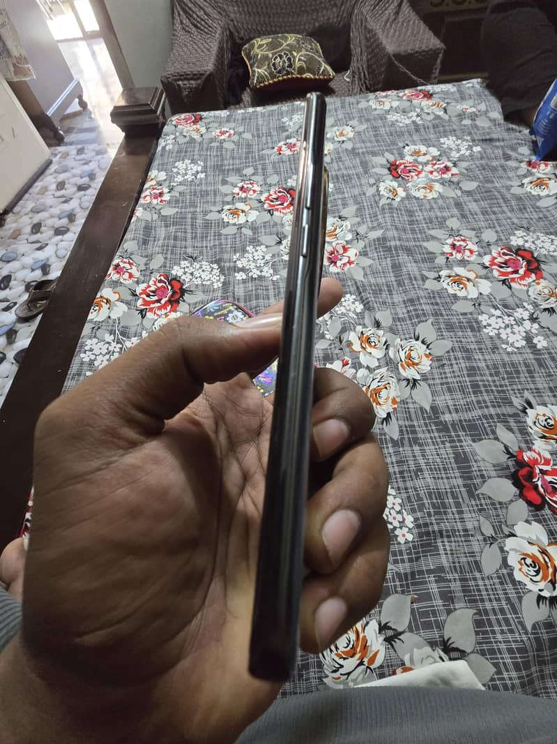 Honor Magic7 Lite 6
