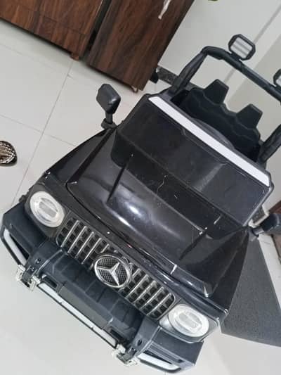 Car rechargeable with remotee