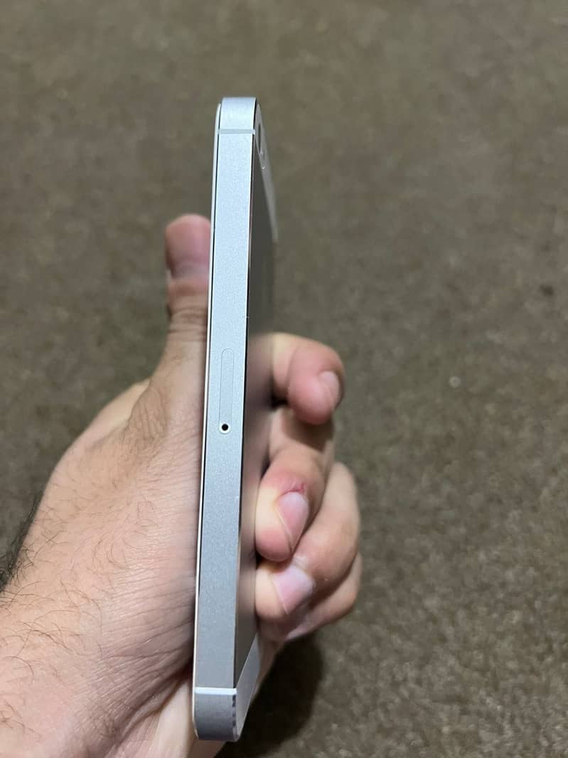 iPhone 5s 4