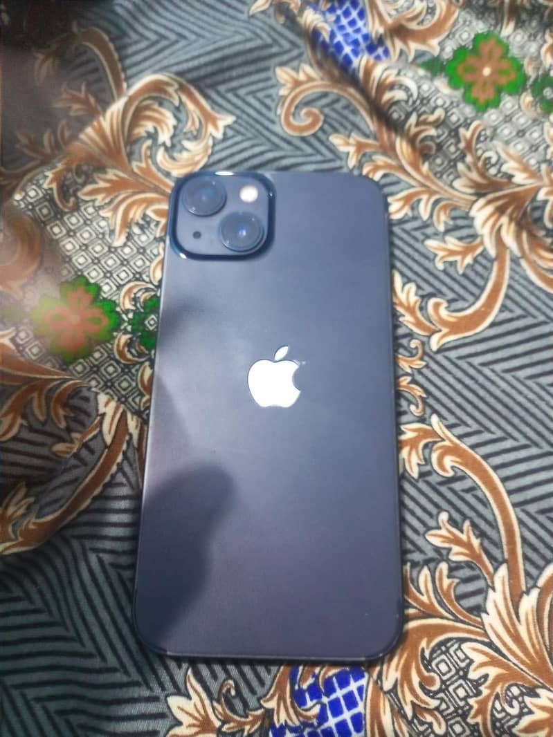 Apple iPhone 13 1
