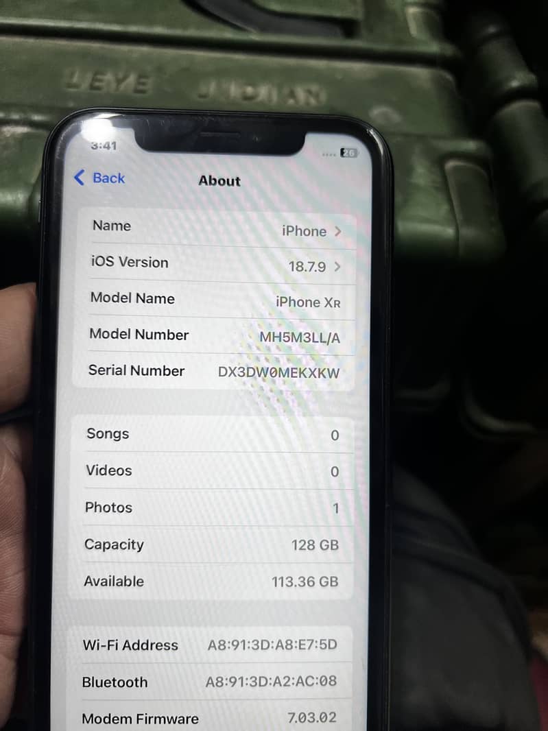 Apple iPhone XR 1