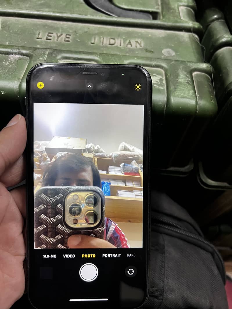 Apple iPhone XR 2