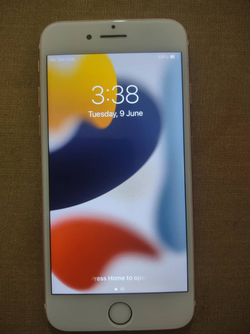 Apple iPhone 7 0