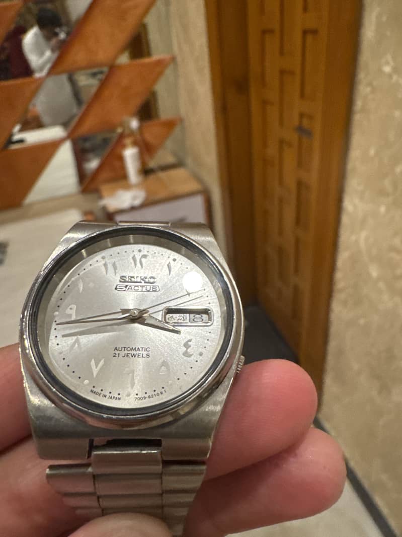 Seiko watch automatic 1