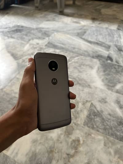 Motorola Moto E4 plus