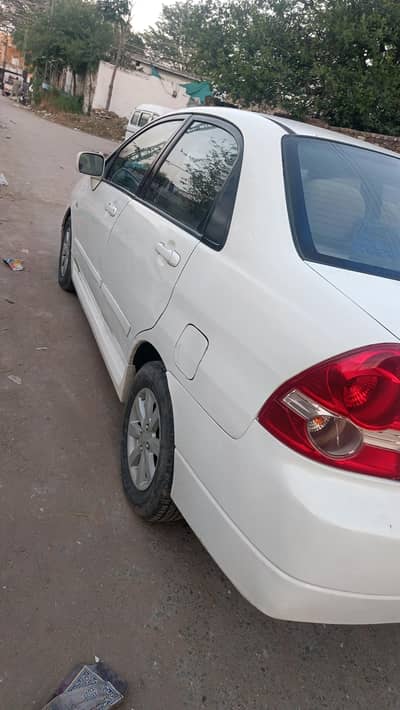 Suzuki Liana 2009