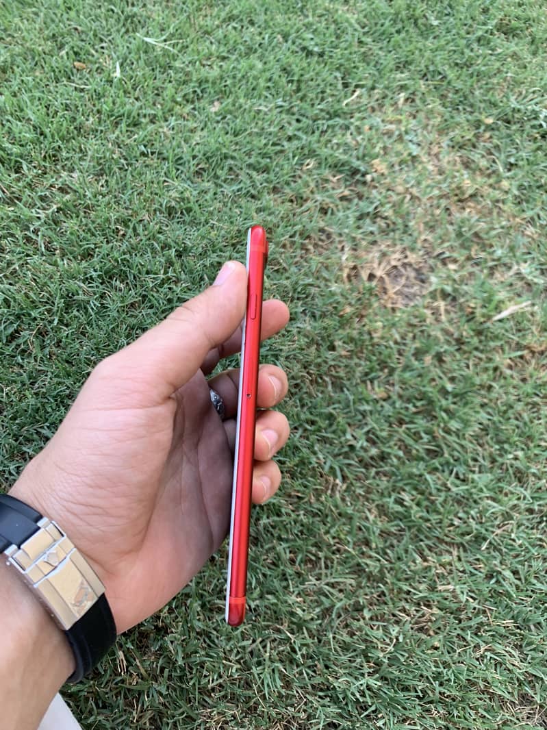 Apple iPhone 7 Plus 2