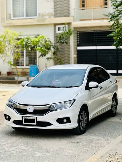 Honda City Aspire 2023 Automatic | Bumper to Bumper Genuine | 31,500