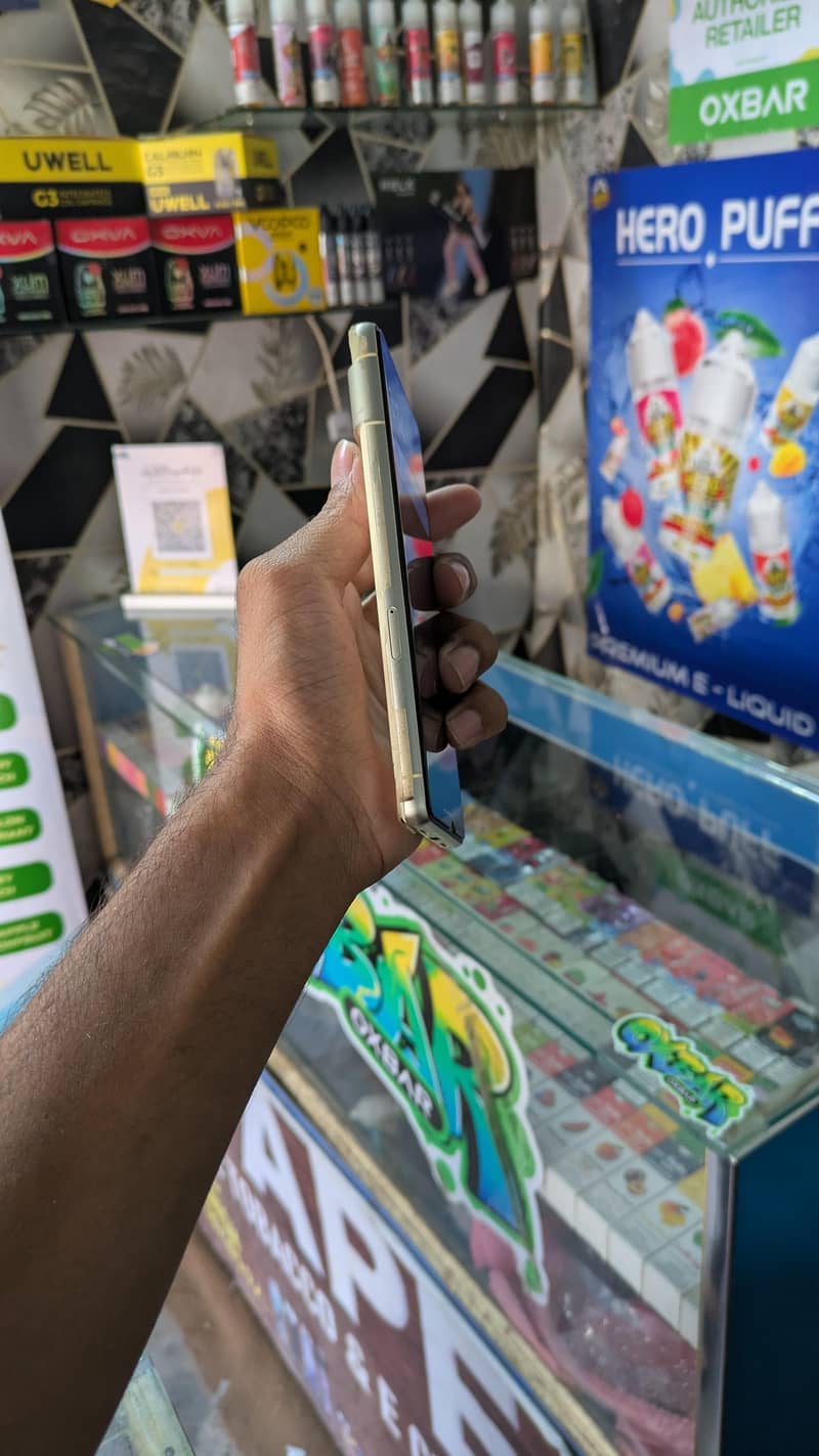 Google Pixel 7 3