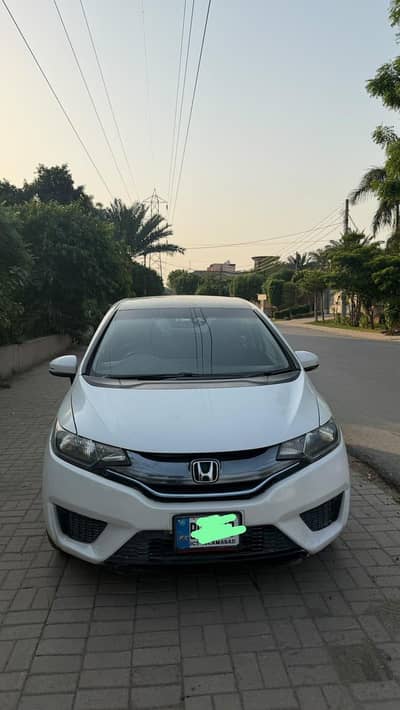 honda fit hybrid car 2015 model Hain 2018 ki import hain
