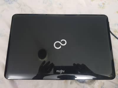 Fujitsu Lifebook AH531 Laptop – Core i3 2nd Gen | 6GB RAM | 500GB HDD