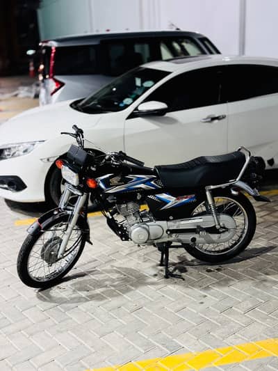honda 125 black