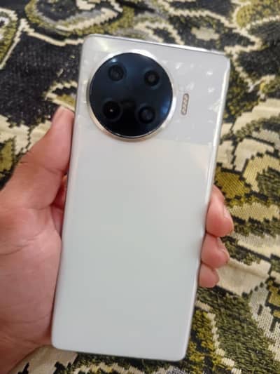 Tecno Spark 20 Pro Plus