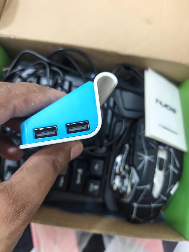 5 In 1 Wireless Bluetooth Android 3