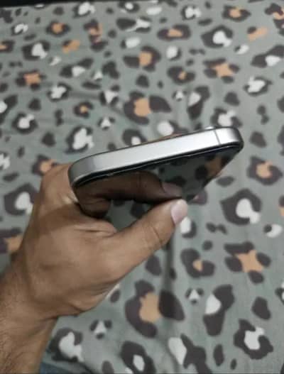iPhone 15pm 03110765130