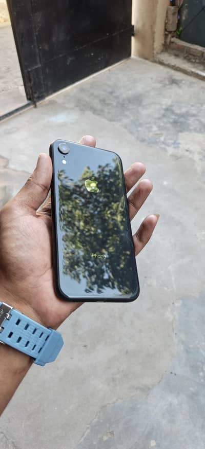 Apple iPhone XR