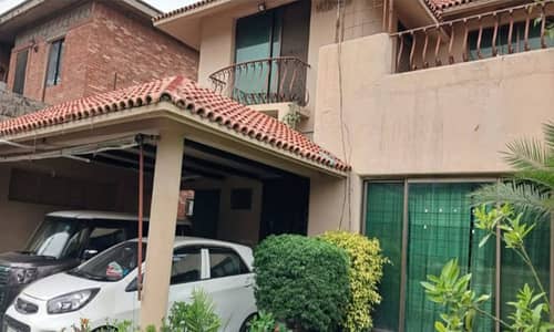 15 MARLA DESIGNED SPANISH BUNGALOW FOR SALE In DHA Phase 3 TOP LOCATION