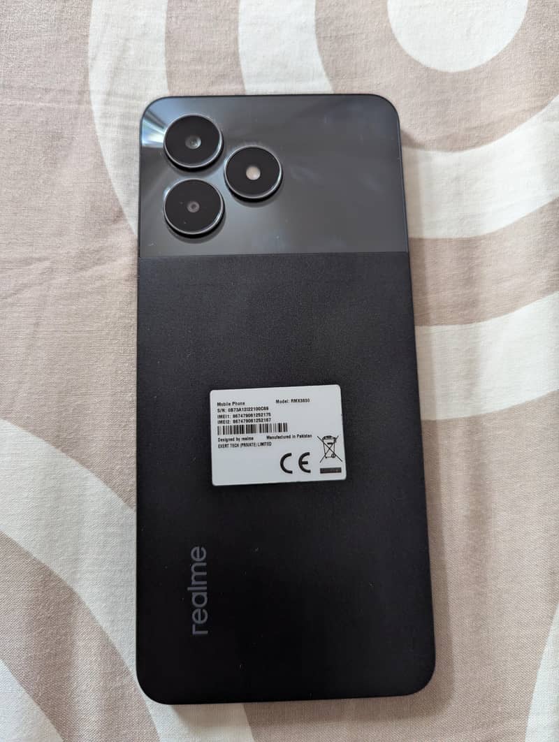 Realme C51 0