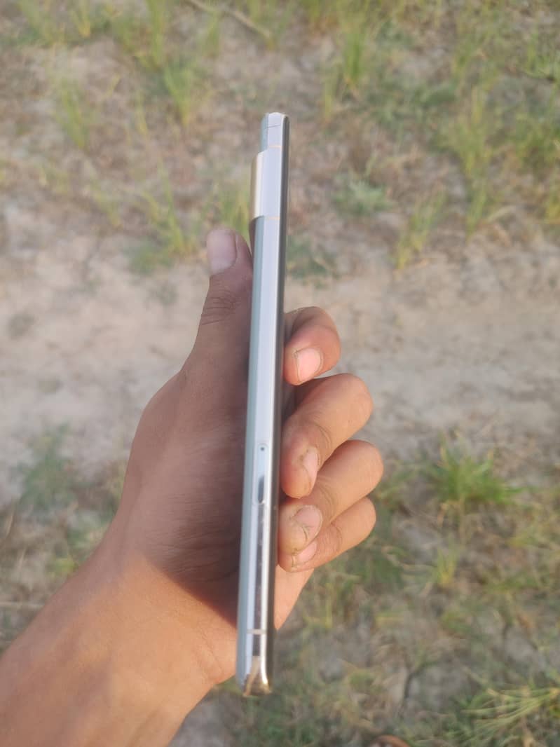 Google Pixel 7 Pro 2