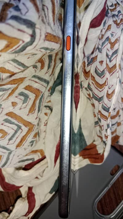 Tecno CAMON 40