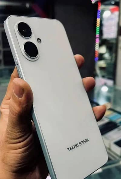 Tecno Spark Go 2 10/10 condition with warranty 4/64