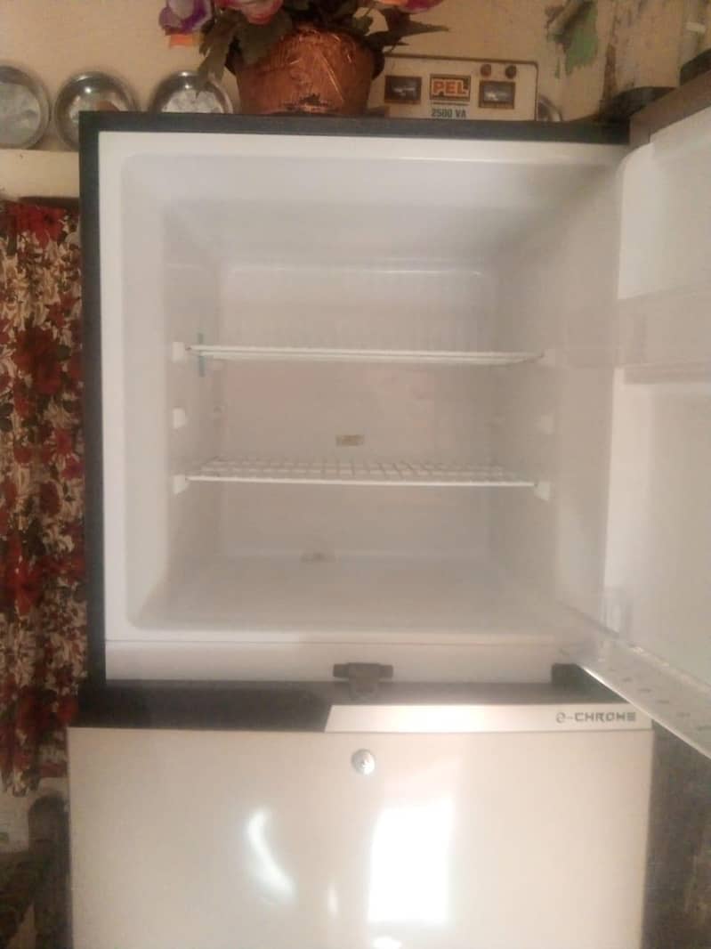 Dawlance fridge 3