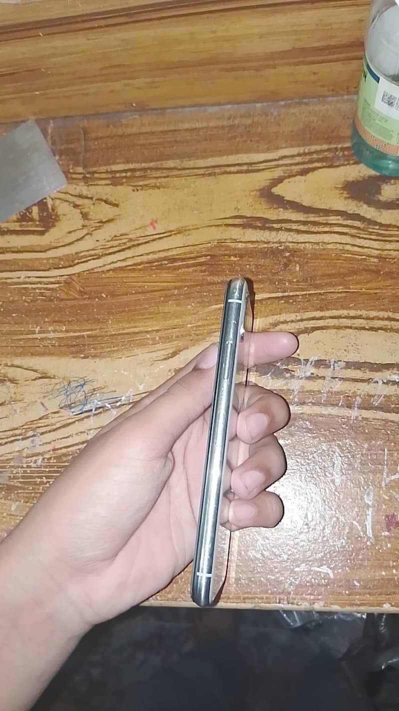 Apple iPhone X 0