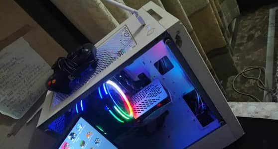 i5 8500 rtx 3050 8gb white