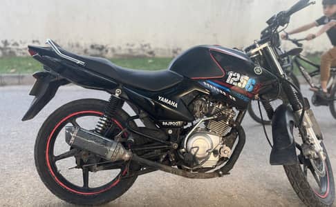 Yamaha Ybr G 2017 model