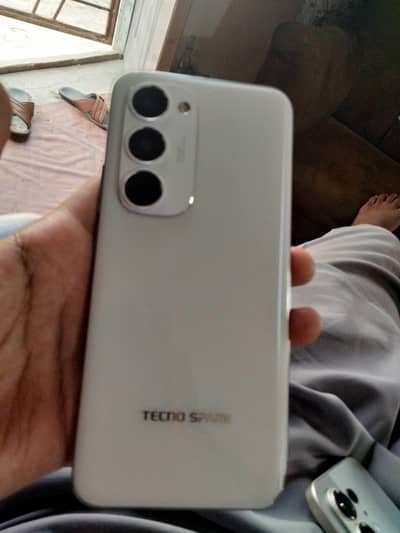 Tecno spark 40 pro pluss
