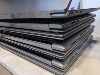 Dell High-End Laptops A++