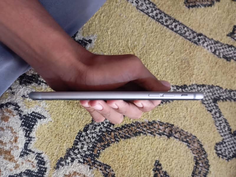 Apple iPhone 6 Plus 6