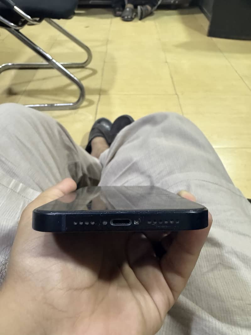 iPhone 14 plus 2