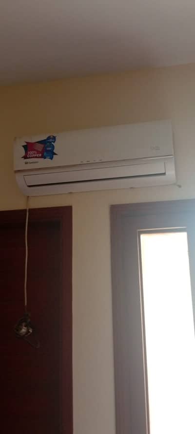1 Don Split Ac for sale in good condition