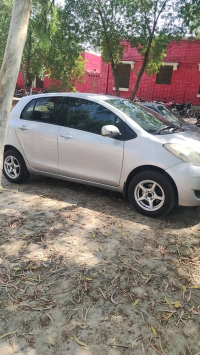 Toyota Vitz 2010