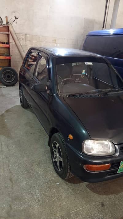 Daihatsu Cuore 2005