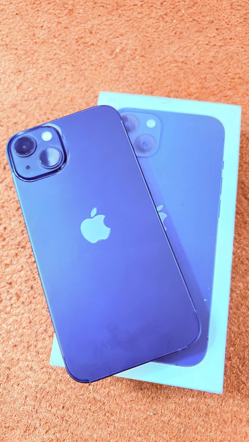 Apple iPhone 13 2