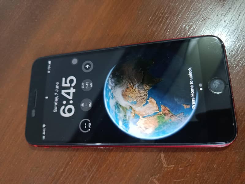 Apple iPhone 8 Plus 3
