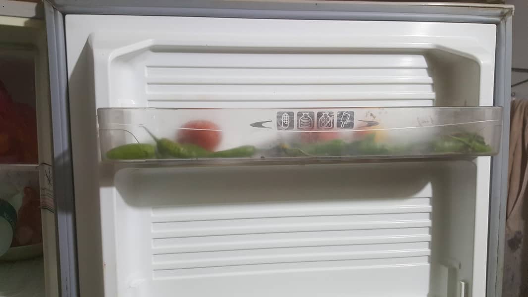 dawlance freezer 2